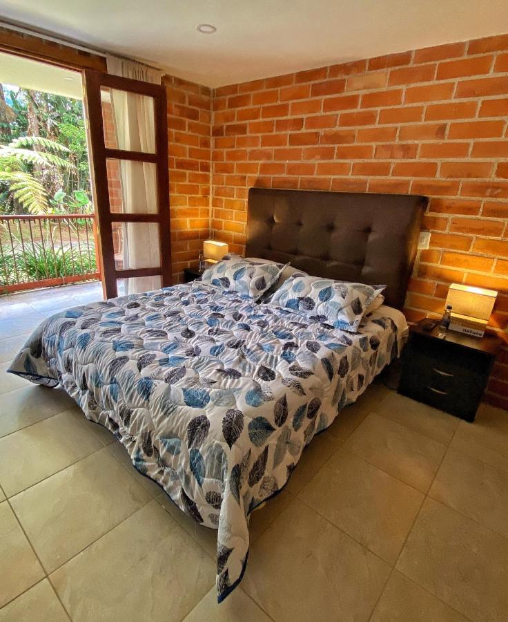 Finca Turistica De Alojamiento Rural Avalon Jardin Bagian luar foto